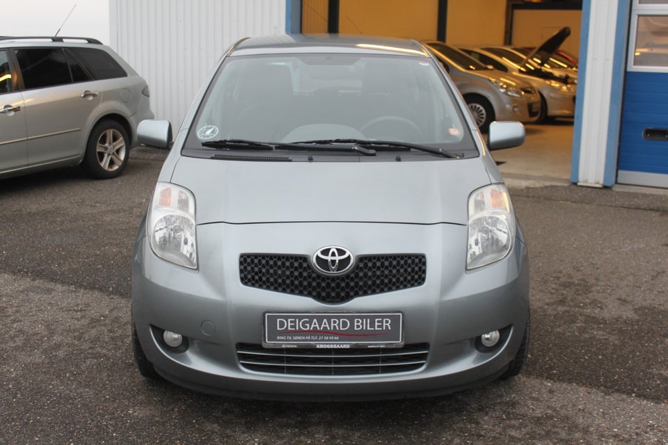 Toyota Yaris 1,3 Luna Sport 5d