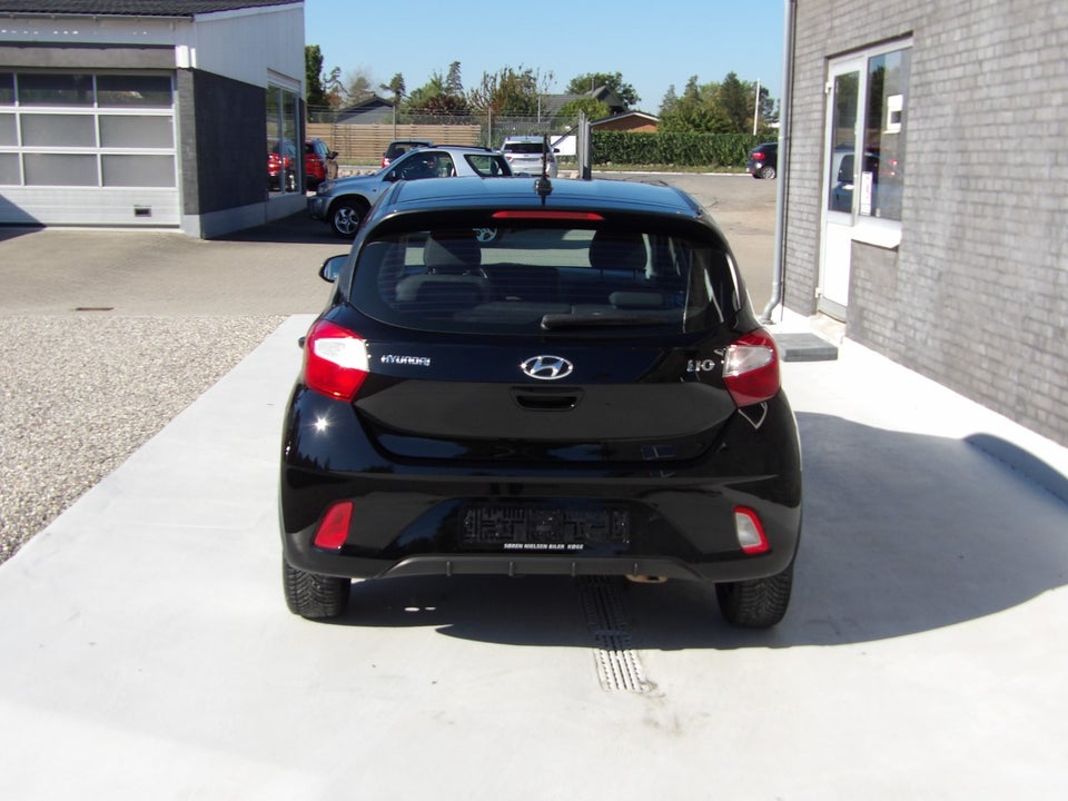 Hyundai i10 1,0 MPi Essential 5d