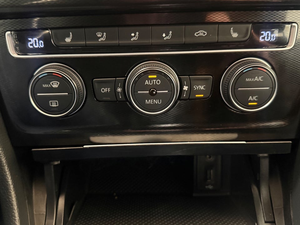 VW Golf VII 1,4 GTE DSG 5d