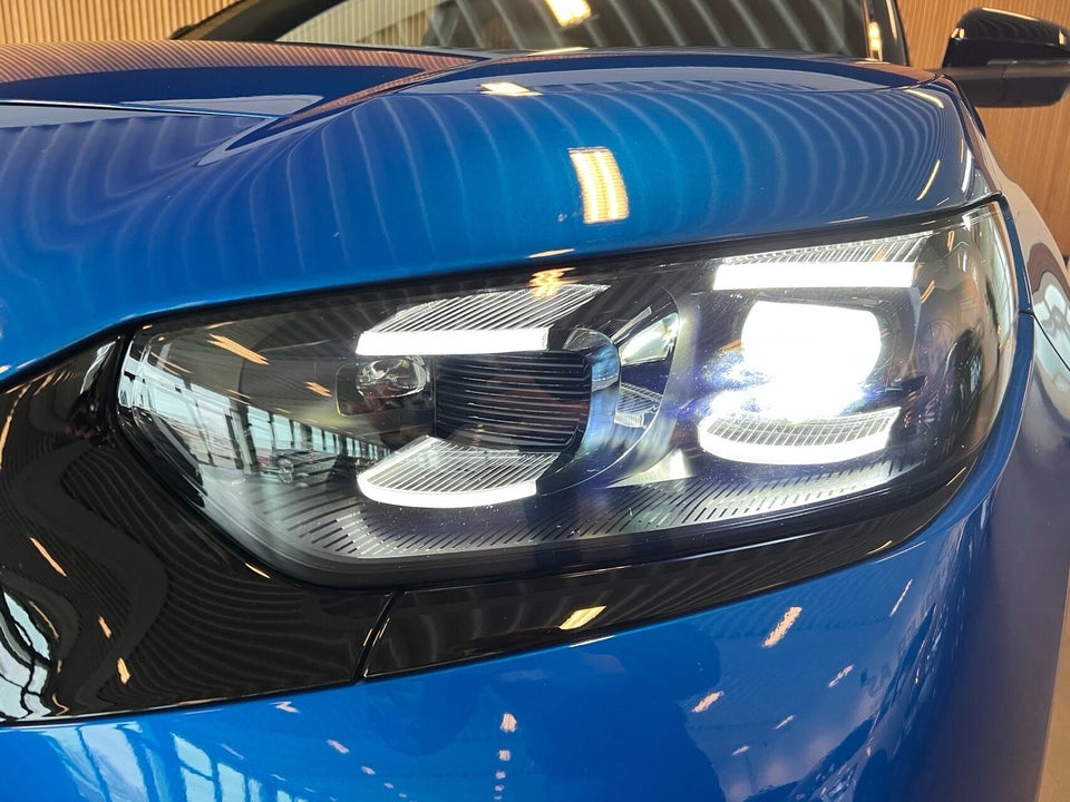 Ford Capri 79 Premium Extended Range AWD 5d