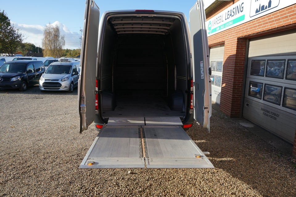 Mercedes Sprinter 316 2,2 CDi R2 Kassevogn 5d