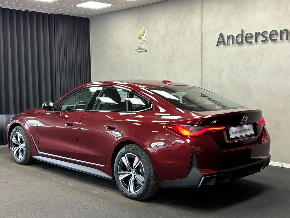 BMW i4 eDrive40 Charged 5d