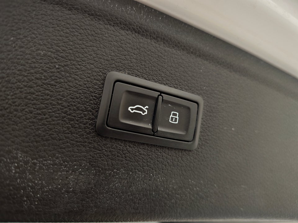 Audi Q5 50 TFSi e S-line quattro S-tr. 5d