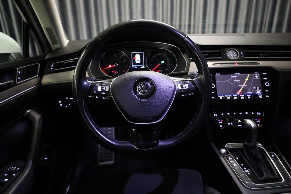 VW Passat 1,4 TSi 150 R-line Variant DSG BMT 5d