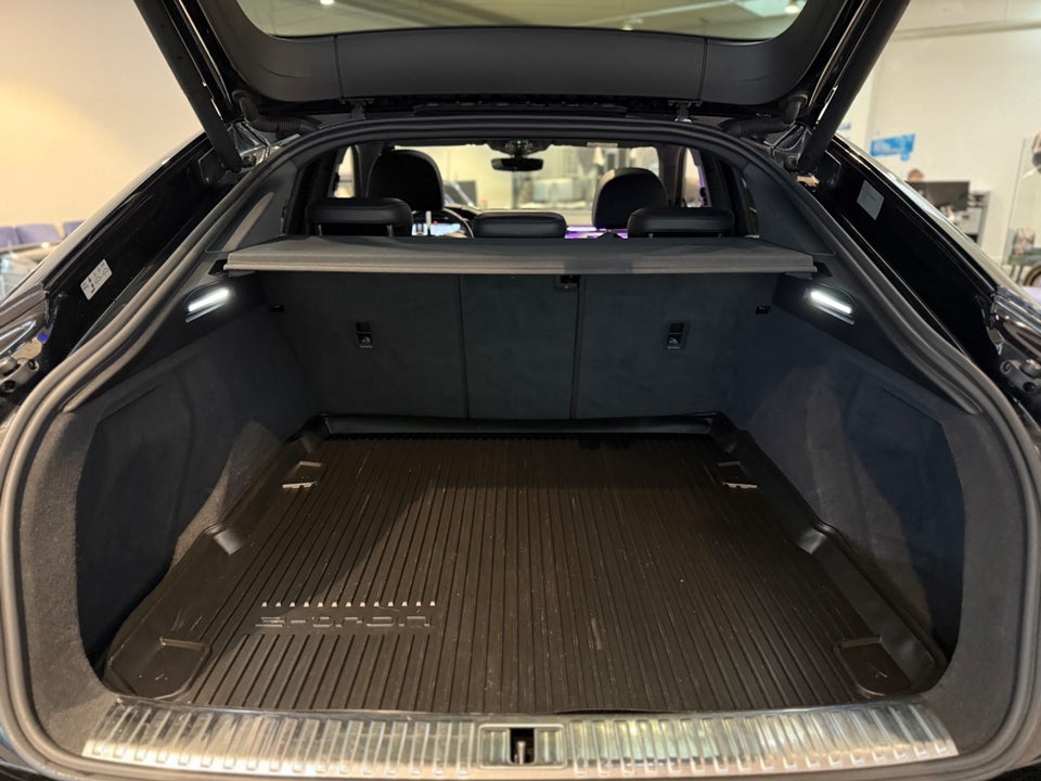 Audi e-tron 55 S-line Sportback quattro 5d