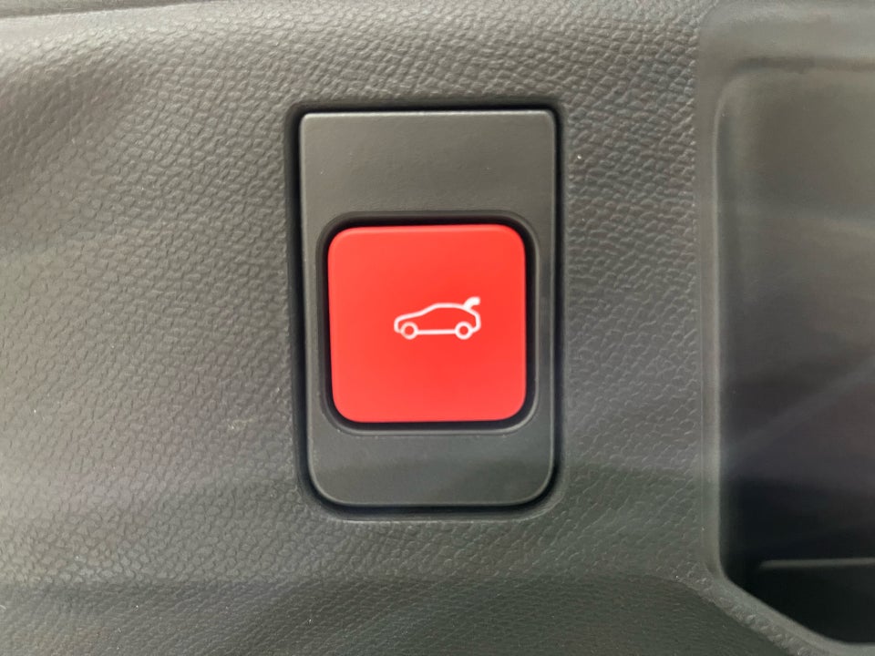 Peugeot e-5008 77 GT Pack 7prs 5d