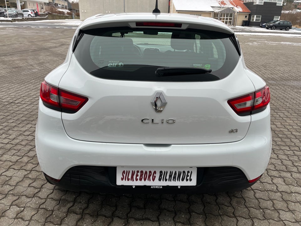 Renault Clio IV 1,5 dCi 90 Expression 5d