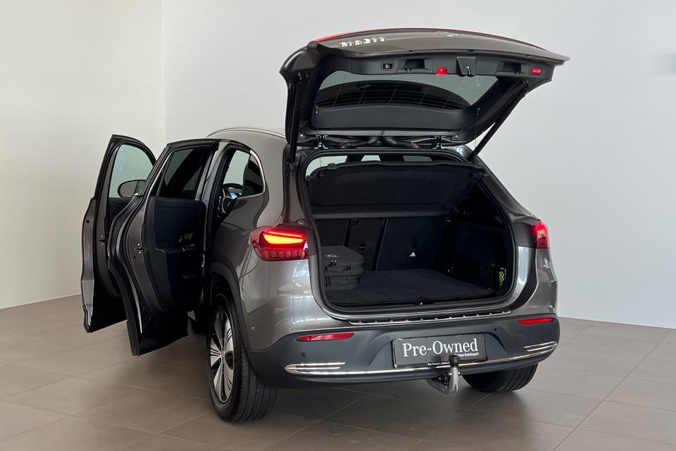 Mercedes EQA300 Progressive 4Matic 5d