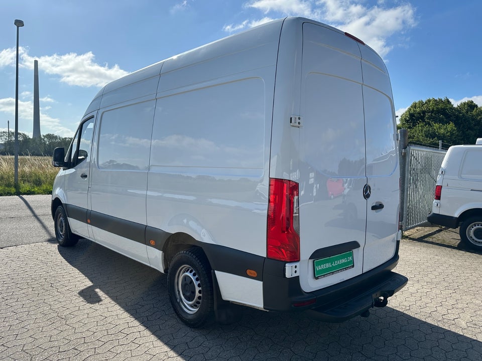 Mercedes Sprinter 317 2,0 CDi A3 Kassevogn RWD