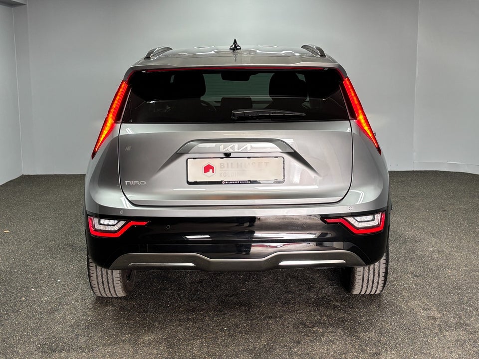 Kia Niro 64 EV Upgrade 5d