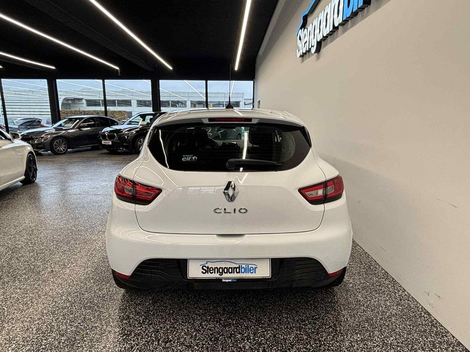 Renault Clio IV 1,2 16V Authentique 5d