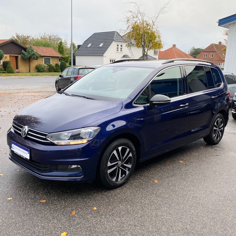 VW Touran 1,6 TDi 115 IQ.Drive DSG 7prs 5d