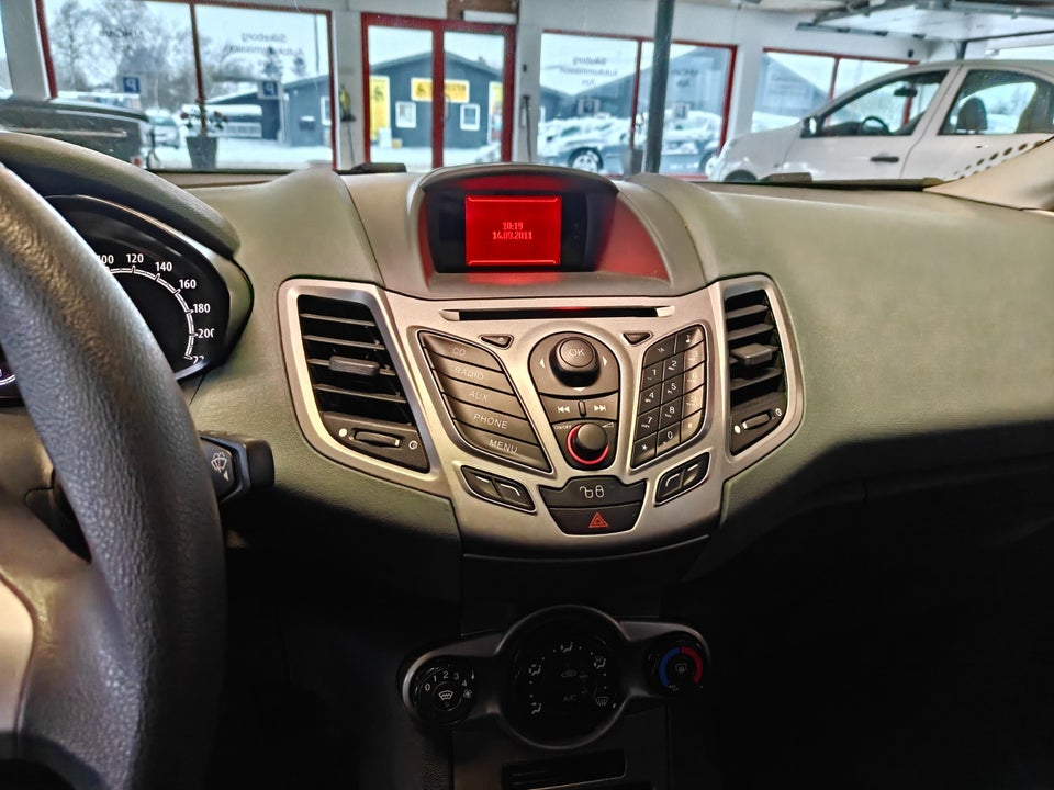 Ford Fiesta 1,25 60 Ambiente 3d