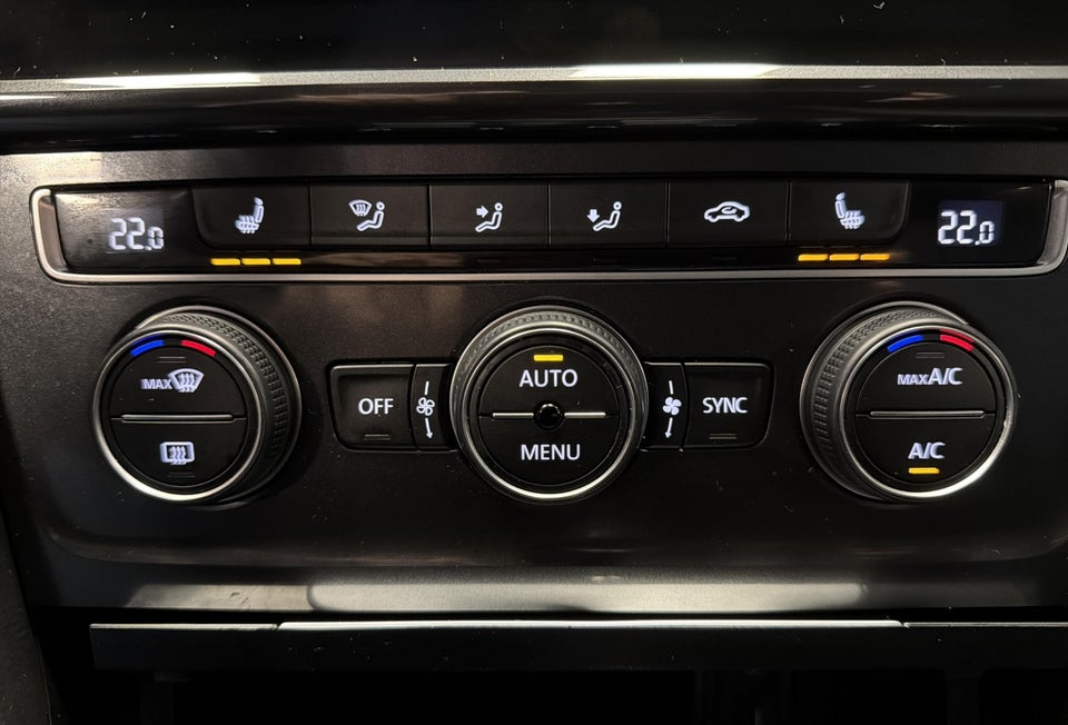 VW Golf VII 1,6 TDi 115 Comfortline Connect Van 5d