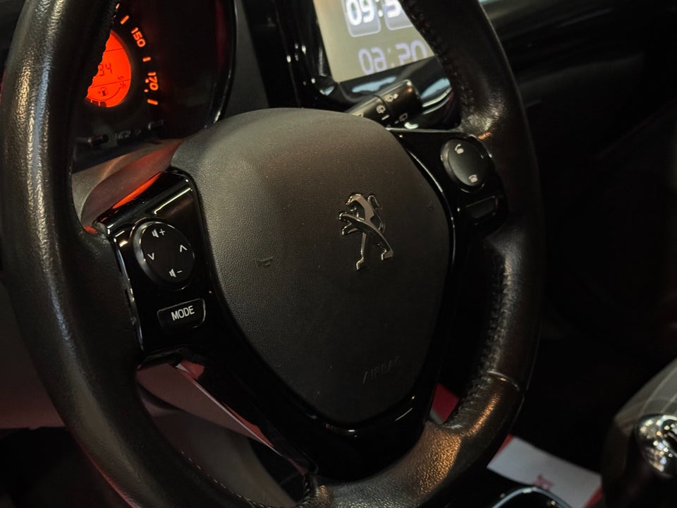 Peugeot 108 1,0 e-VTi 69 Allure 5d