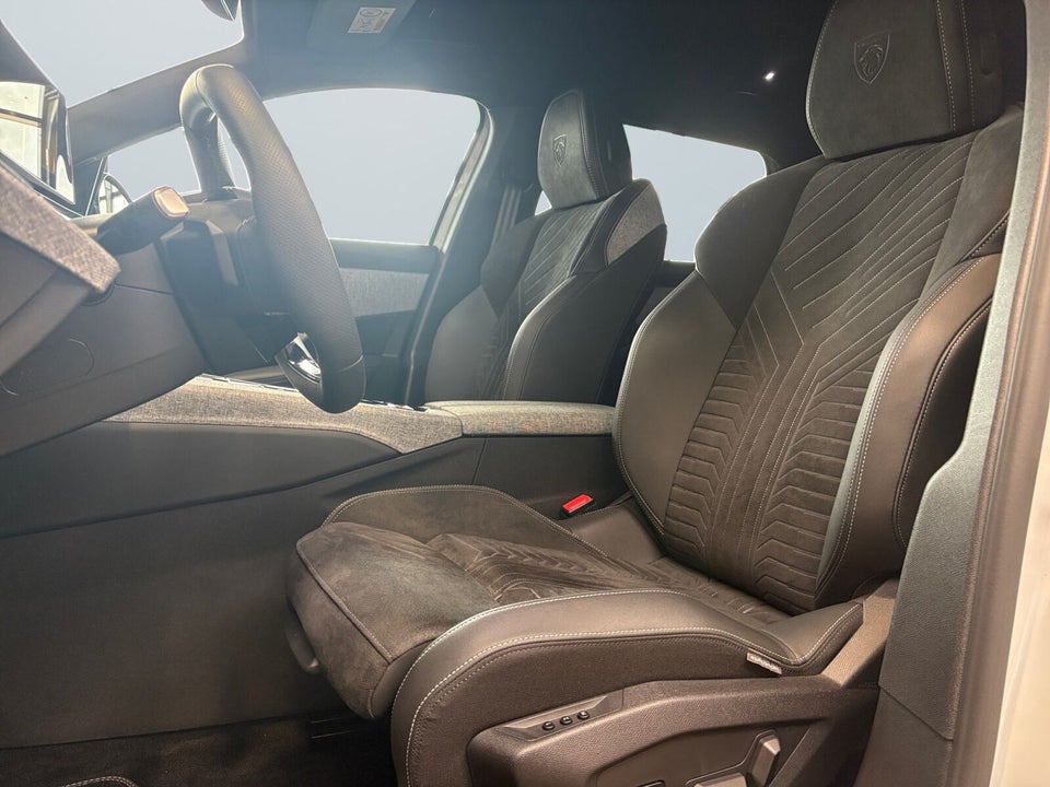 Peugeot e-5008 77 GT Pack 7prs 5d