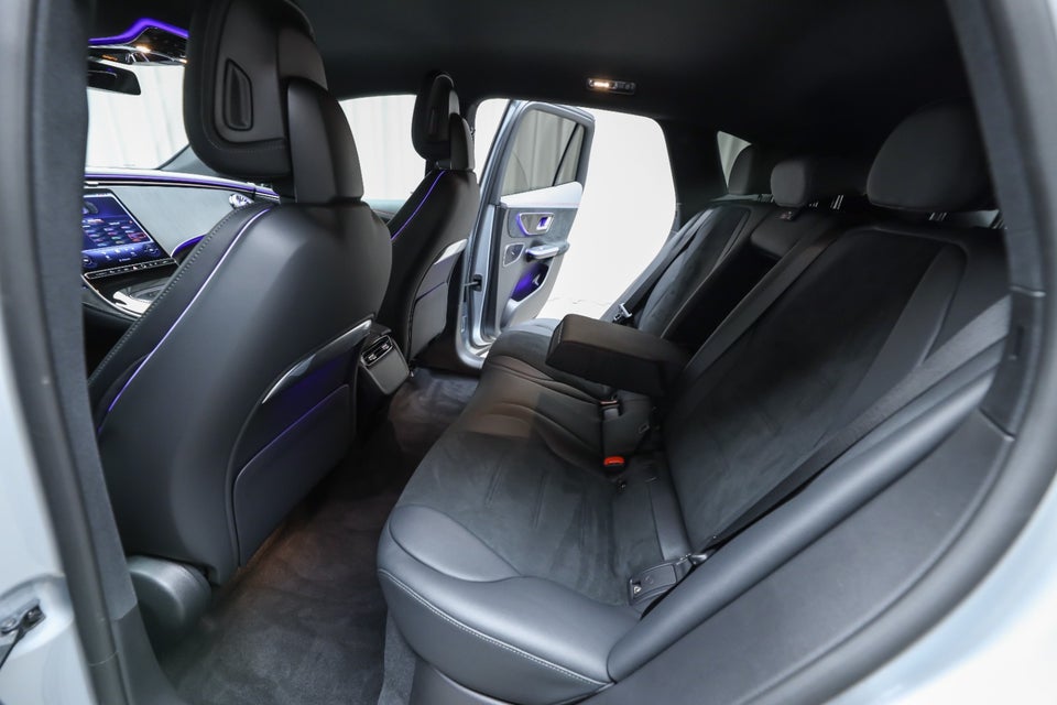 Mercedes EQE350 SUV AMG Advance Plus 4Matic 5d