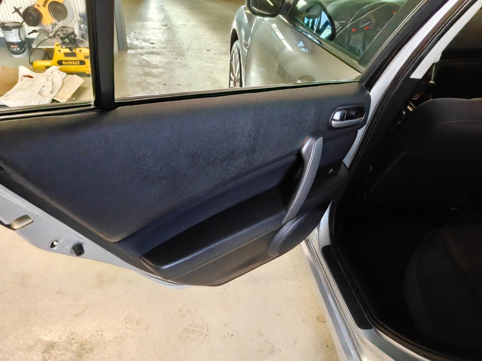 Mazda 6 2,0 Advance stc. 5d