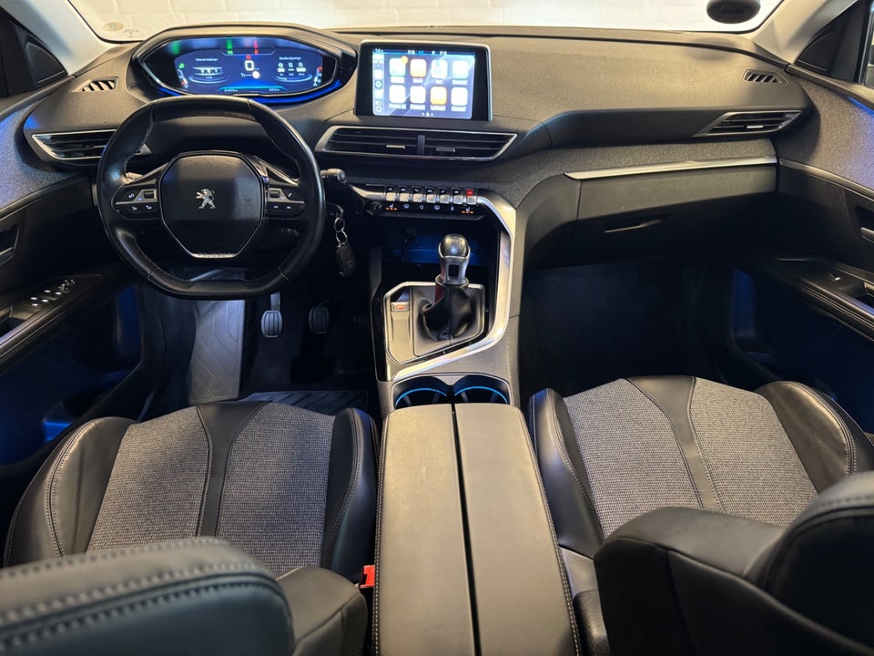 Peugeot 5008 1,6 BlueHDi 120 Allure 7prs 5d