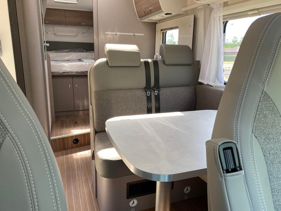 Etrusco T7400QB 2,3 MJT aut. 5d