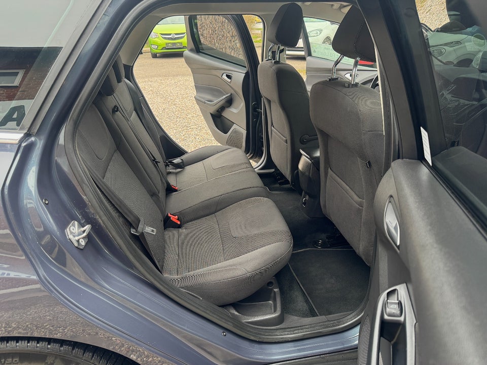 Ford Focus 1,0 SCTi 125 Titanium stc. ECO 5d