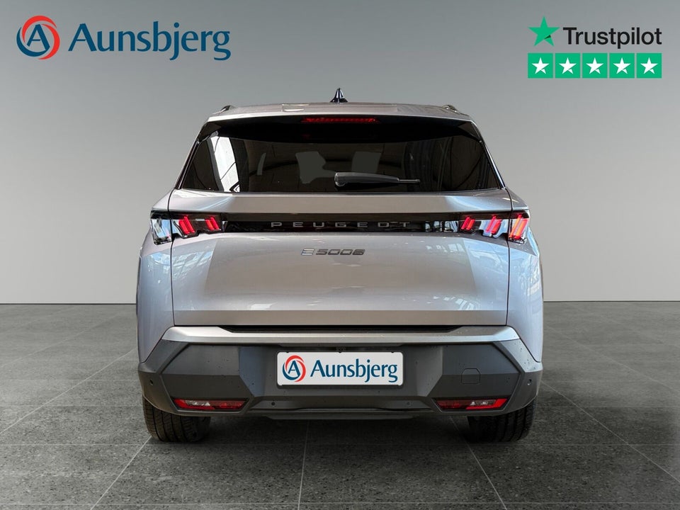 Peugeot e-5008 77 Allure 7prs 5d