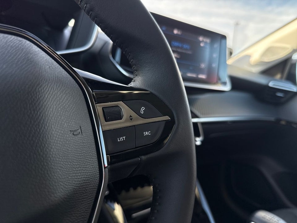 Peugeot 208 1,2 PureTech 100 Allure Pack 5d