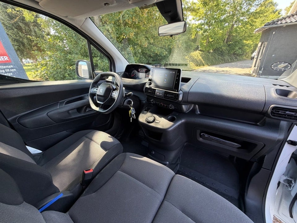 Peugeot Partner 1,5 BlueHDi 130 L1V1 Plus EAT8 Van