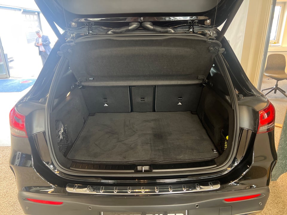 Mercedes EQA250 AMG Line 5d