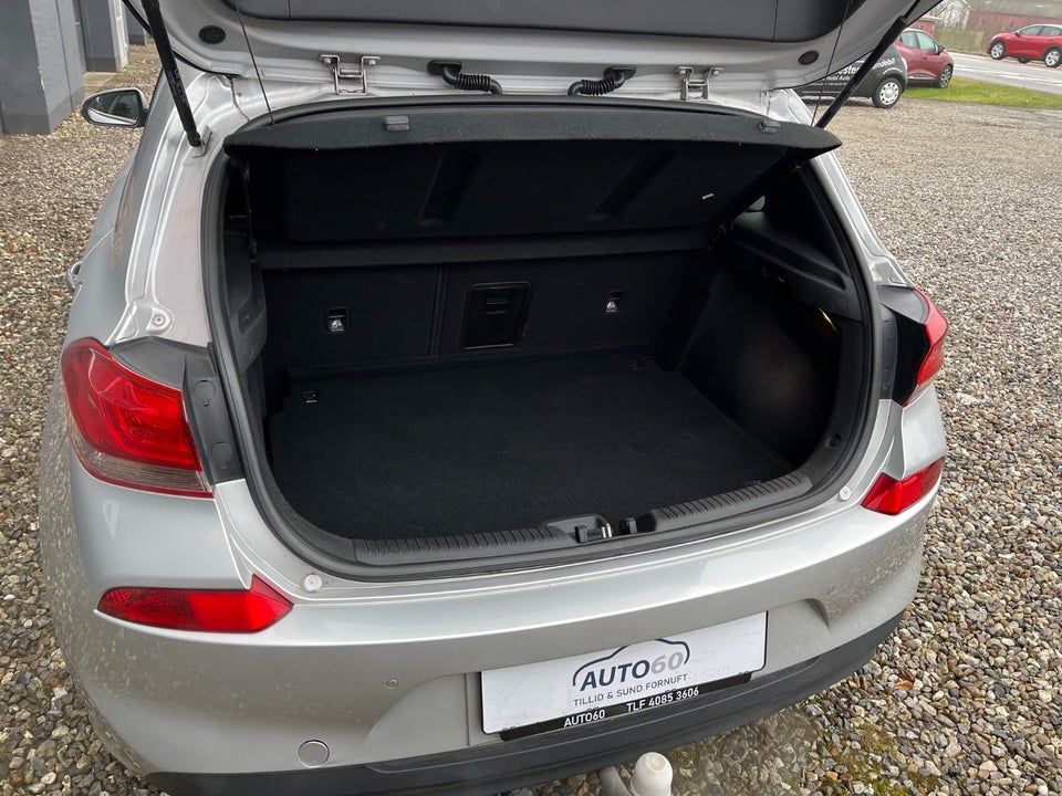 Hyundai i30 1,0 T-GDi Premium 5d