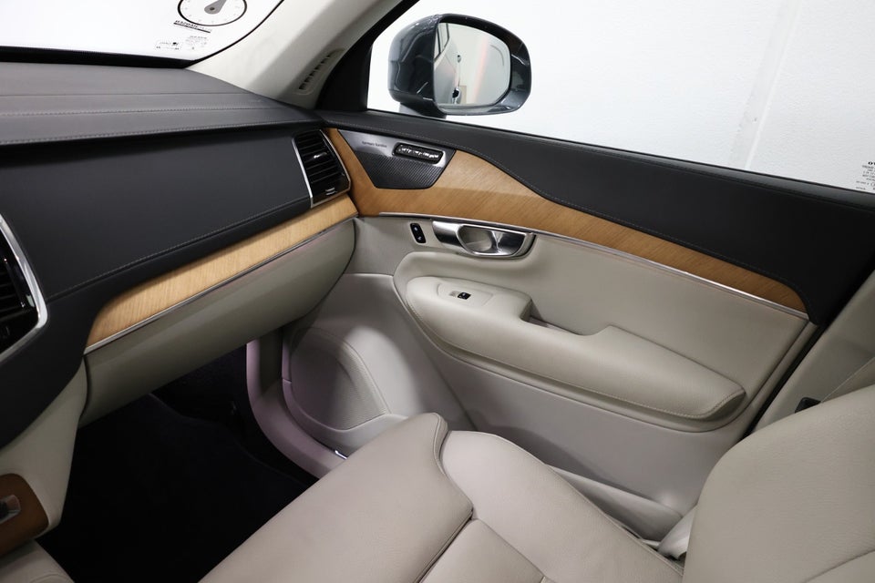 Volvo XC90 2,0 T8 ReCharge Inscription aut. AWD 7prs 5d