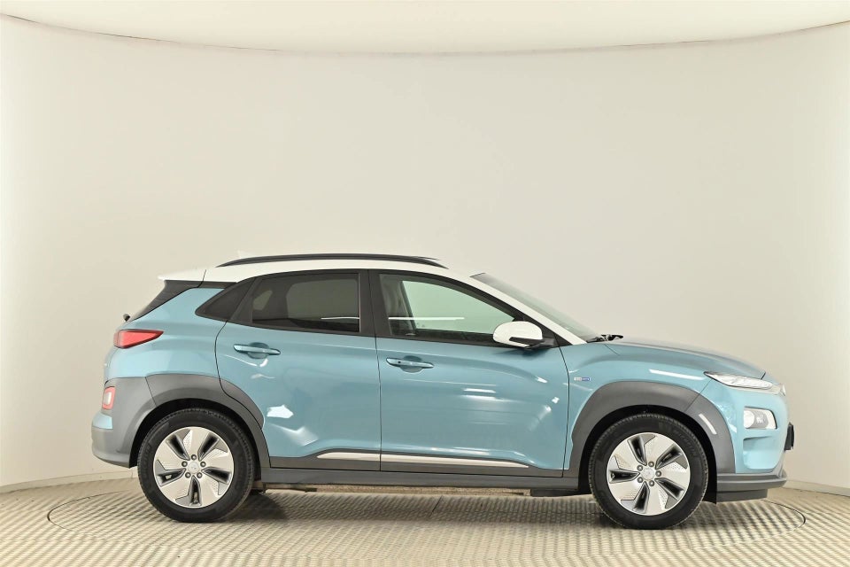 Hyundai Kona 64 EV Premium 5d