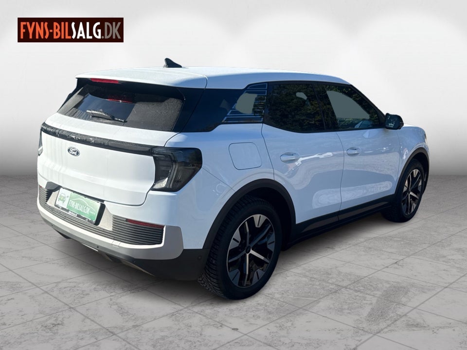 Ford Explorer 82 Premium Extended Range 5d