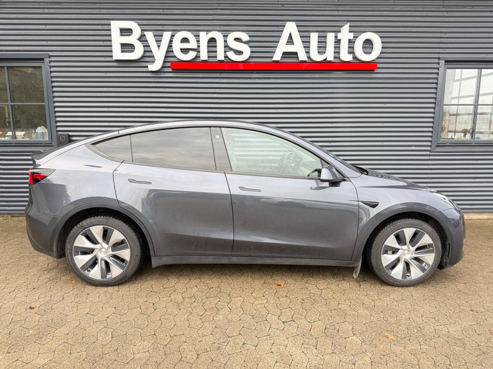 Tesla Model Y Long Range AWD 5d