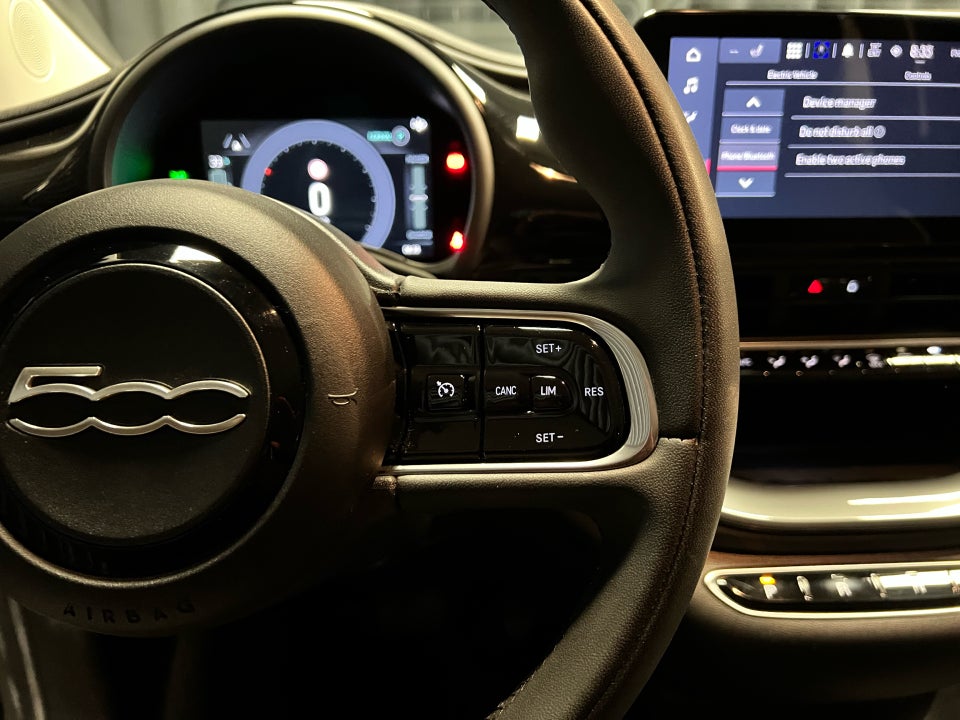 Fiat 500e 42 Icon 3d