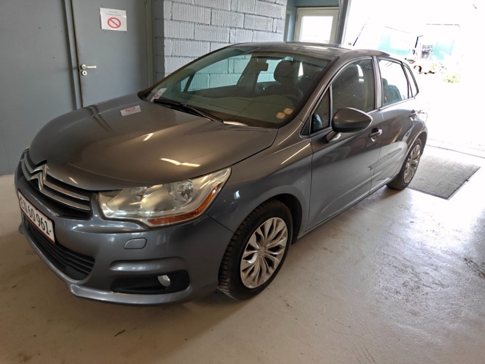 Citroën C4 1,6 HDi 90 Attraction 5d