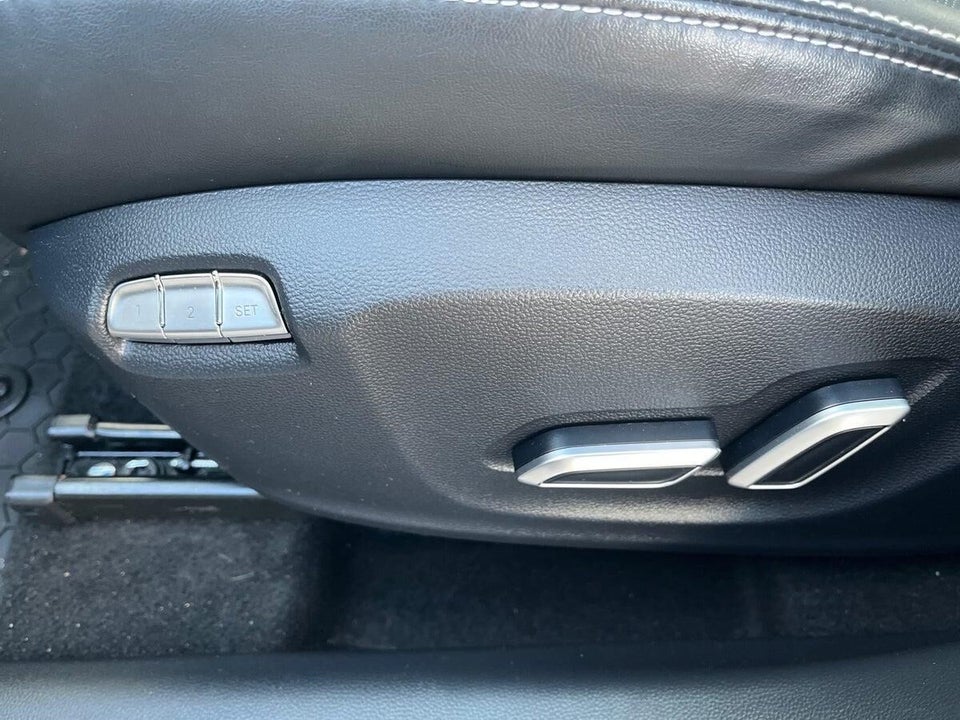 MG Marvel R Luxury 5d