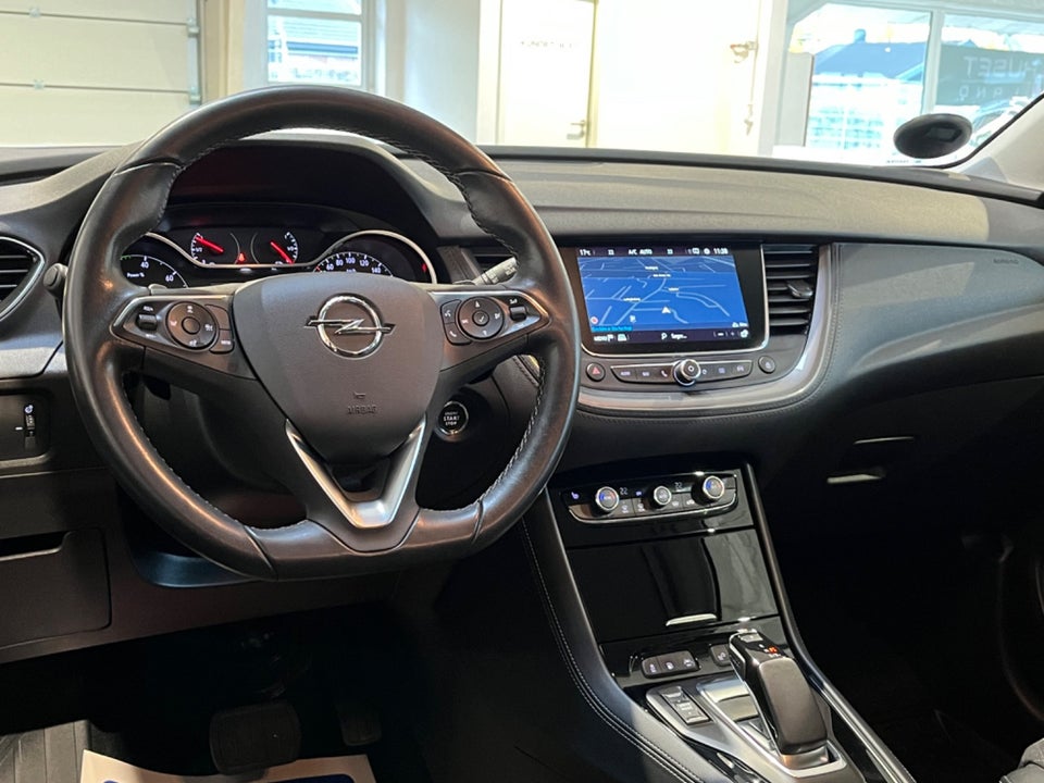 Opel Grandland X 1,6 Hybrid Cosmo Prestige aut. 5d