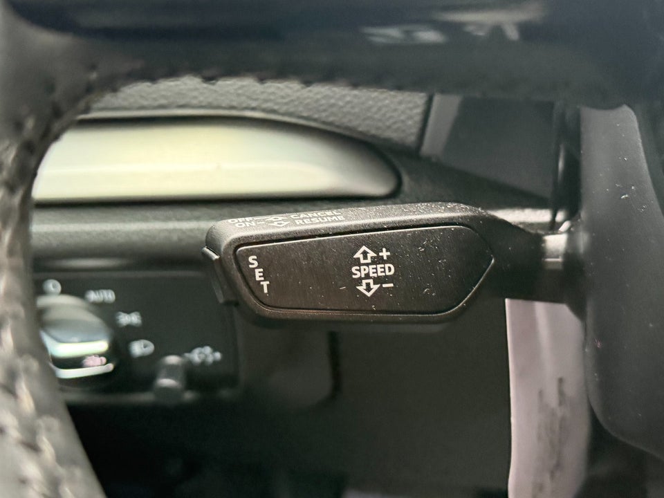 Audi A3 40 TFSi S-line Sport S-tr. 5d