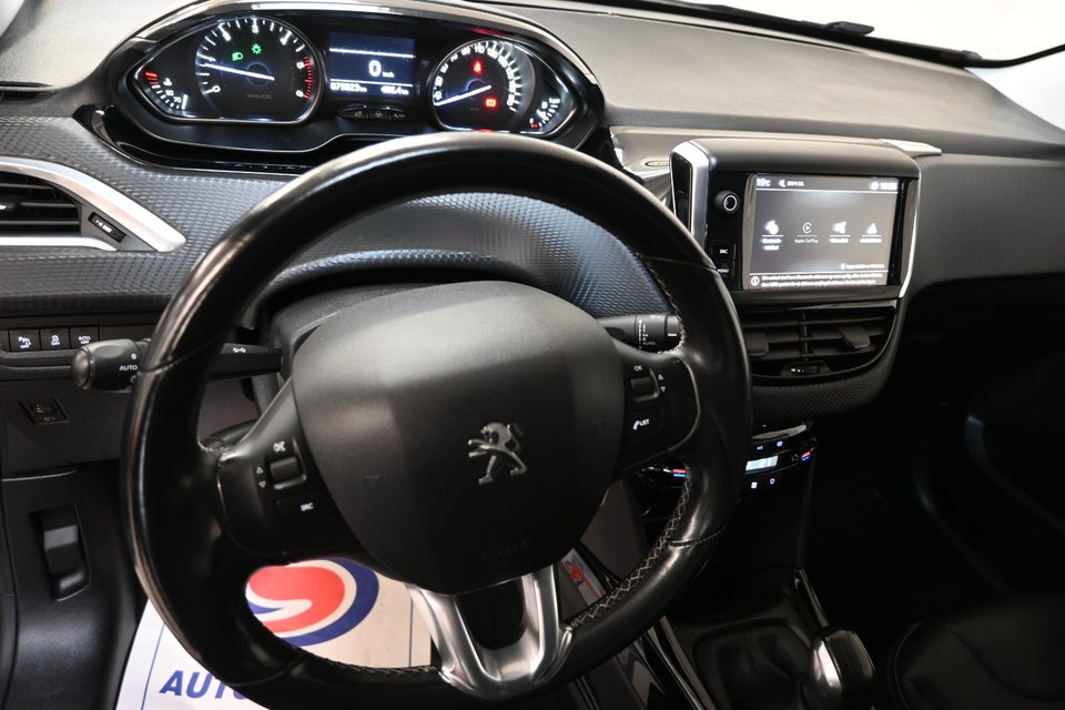 Peugeot 2008 1,6 BlueHDi 100 Allure 5d