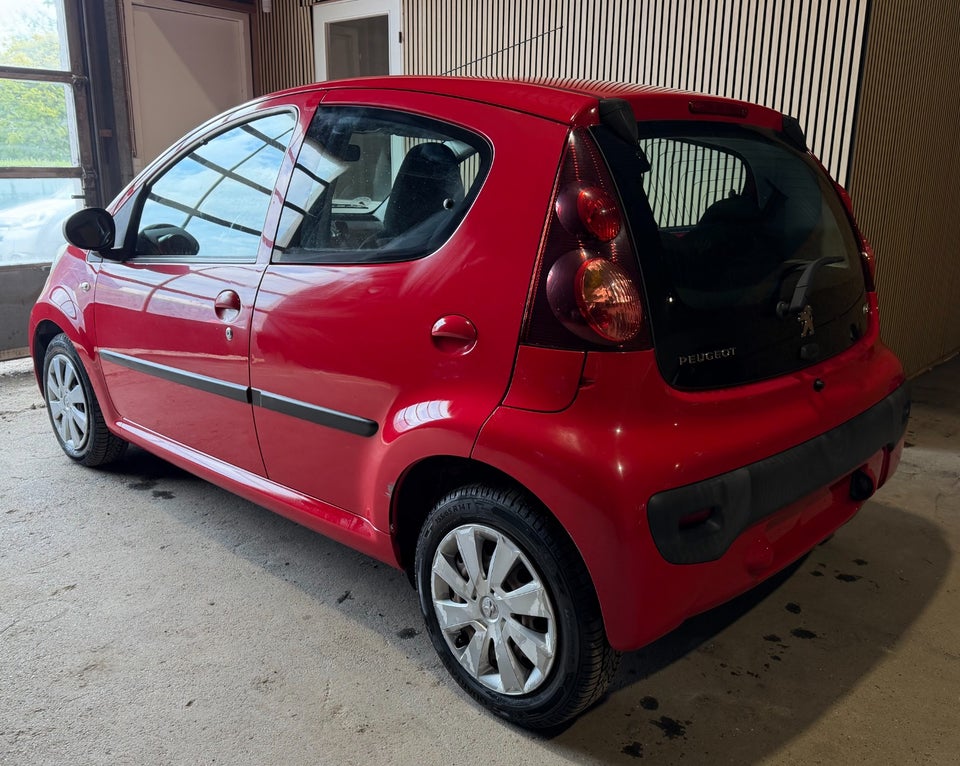 Peugeot 107 1,0 Active 5d