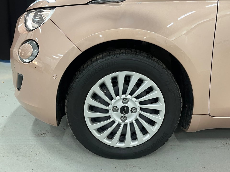 Fiat 500e 42 Icon Cabrio 2d