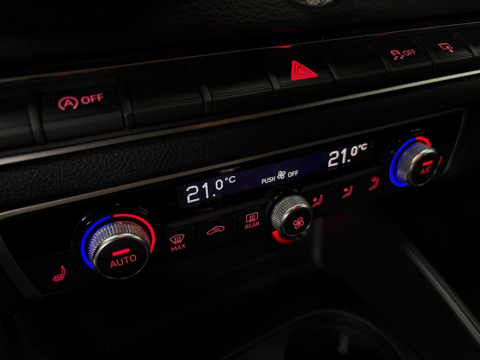 Audi A3 1,4 TFSi 125 Ambiente Sportback 5d