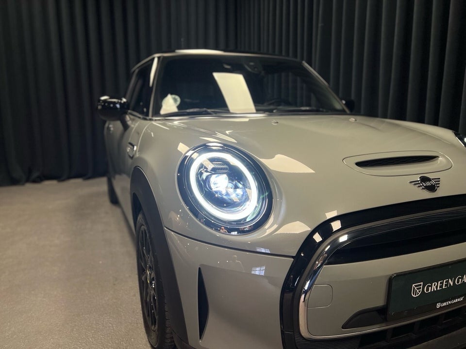 MINI Cooper SE Classic Trim 3d