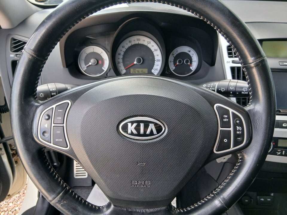 Kia Ceed 1,6 CRDi Sport 5d