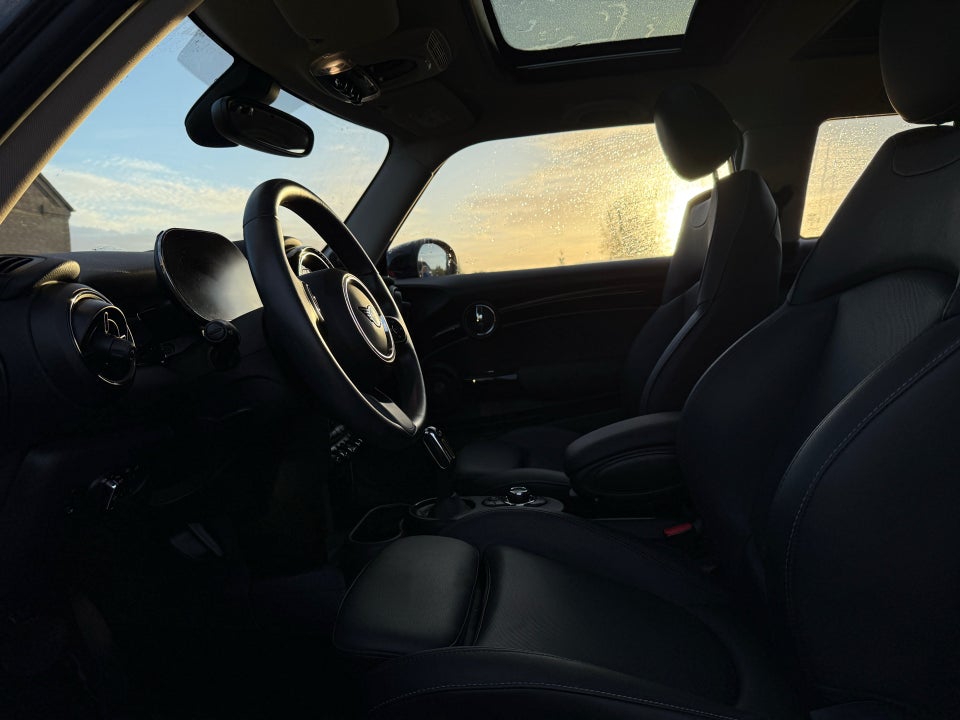 MINI Cooper SE Edition Premium Plus 3d