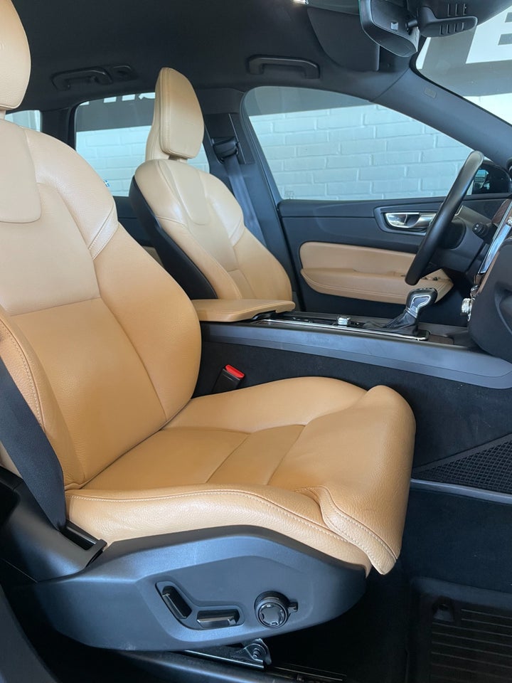 Volvo XC60 2,0 T5 250 Inscription aut. 5d