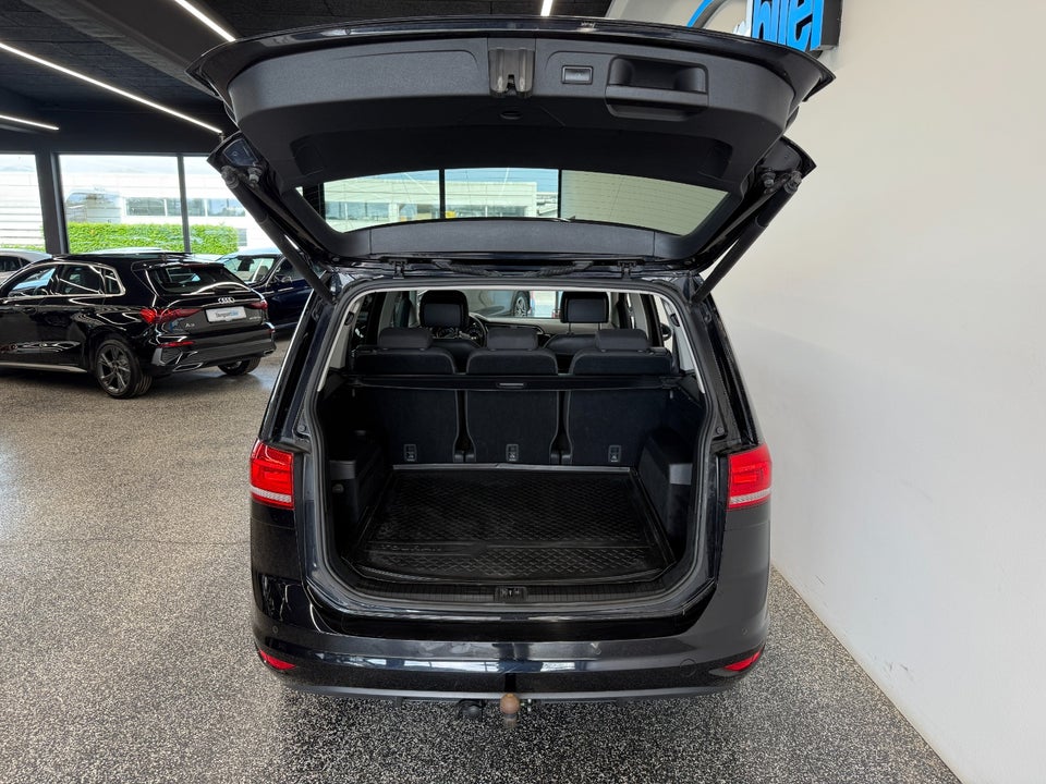 VW Touran 1,5 TSi 150 Highline DSG 7prs 5d