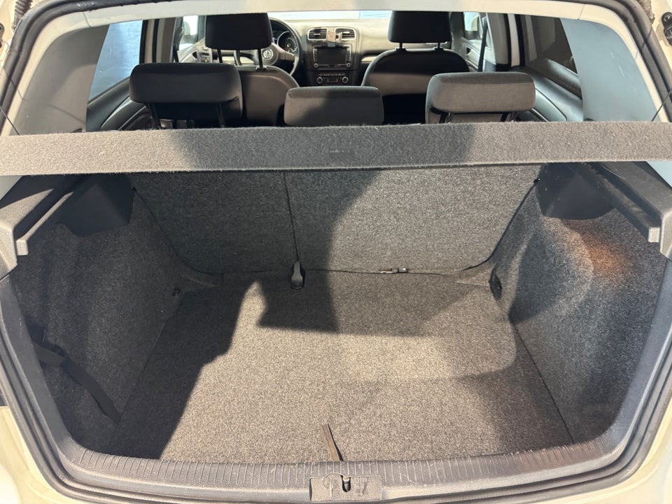 VW Golf VI 1,6 TDi 105 BlueMotion 5d