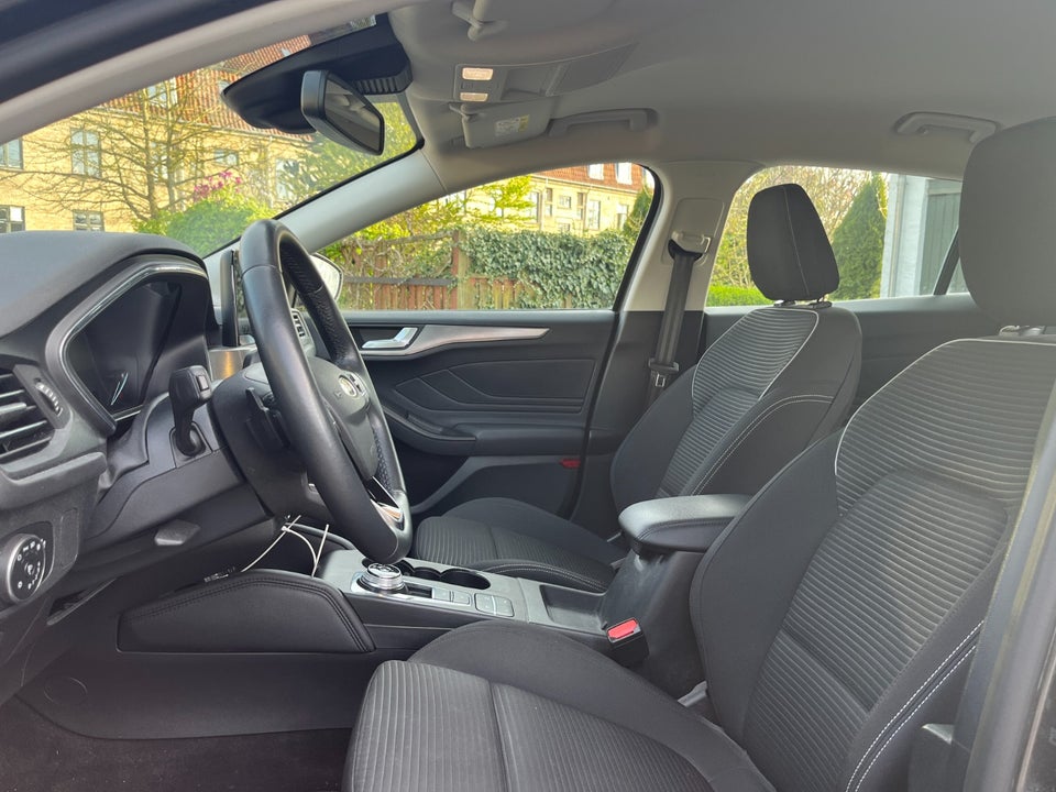 Ford Focus 1,5 EcoBlue Titanium Business stc. aut. 5d